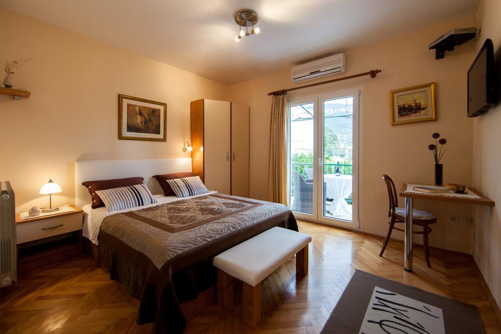 Villa Kamenica Komiža Rom bilde