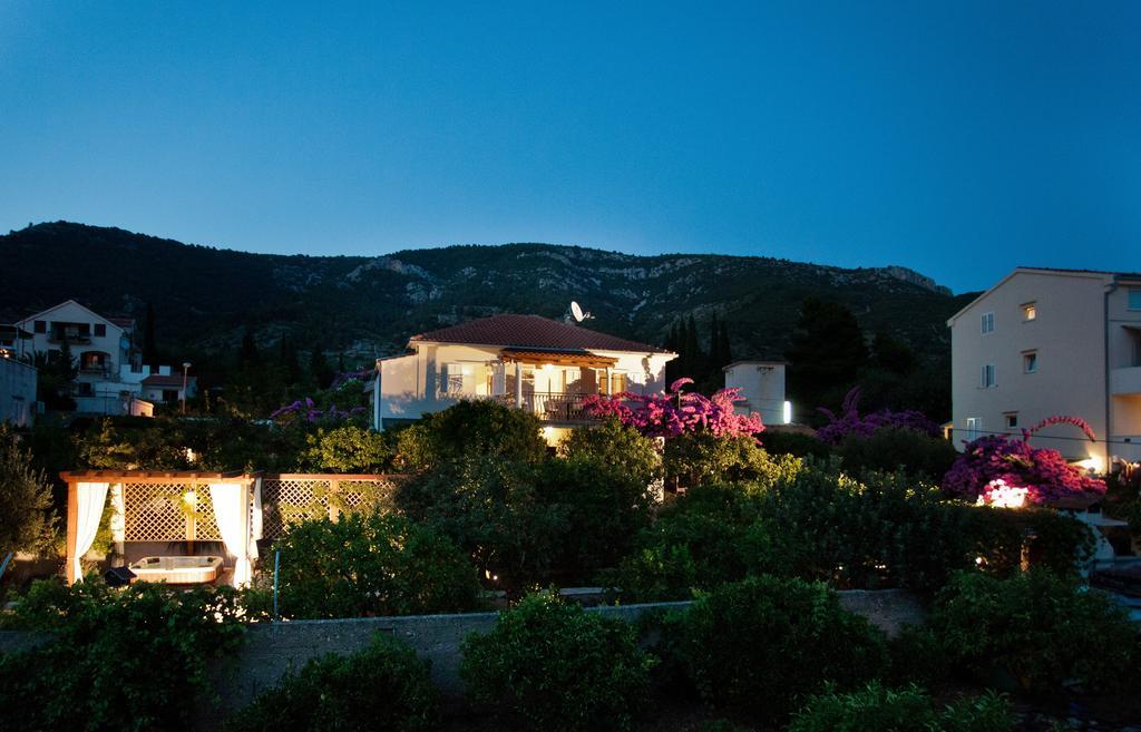 Villa Kamenica Komiža Eksteriør bilde